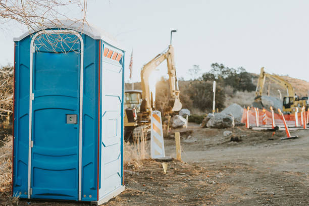 Best Construction site porta potty rental  in Lake Alfred, FL
