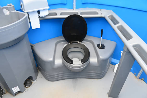 Best Porta potty delivery and setup  in Lake Alfred, FL