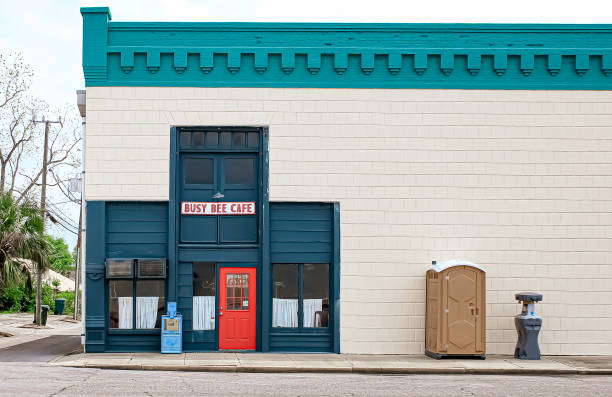 Best Portable restroom trailer rental  in Lake Alfred, FL